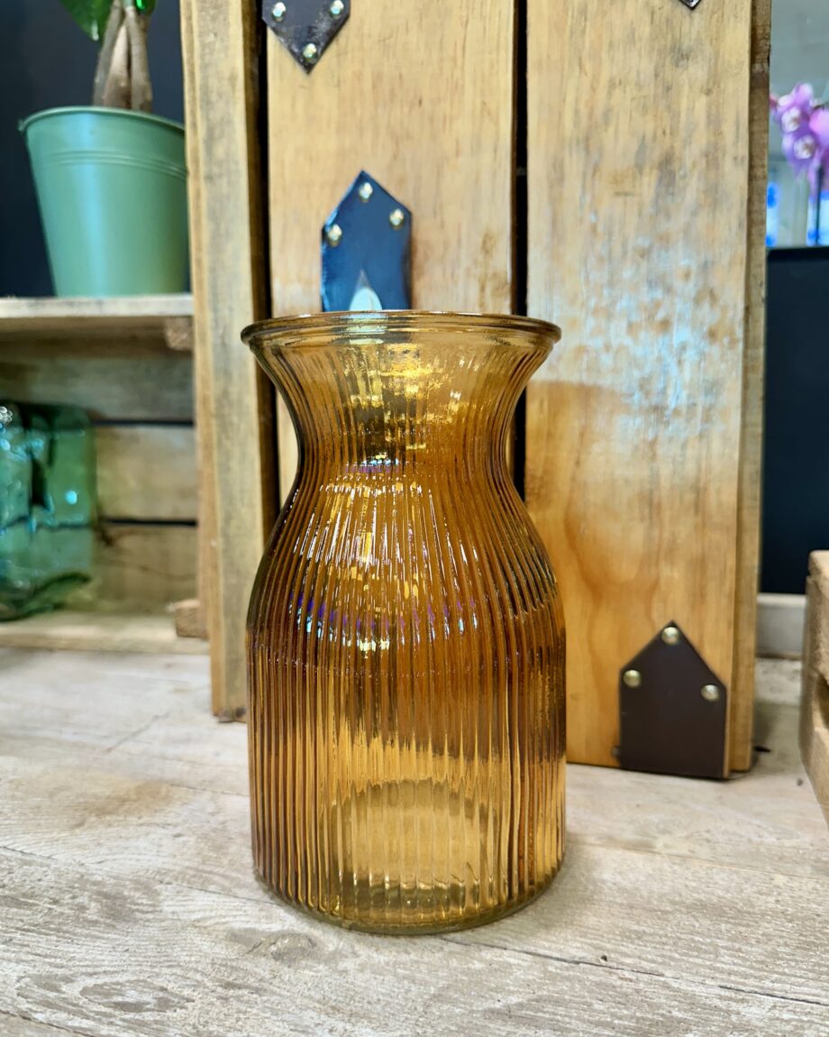 vase en verre rouille livraison à Craponne